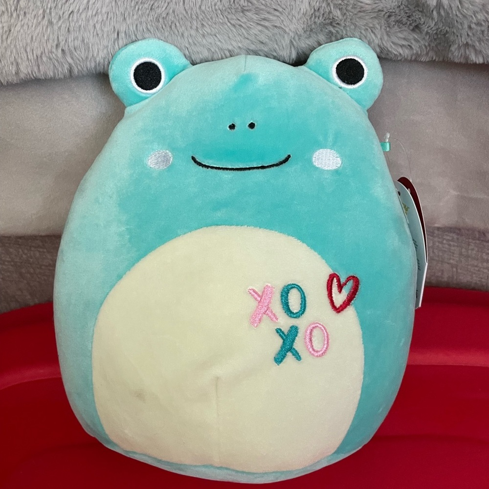 8” Ludwig Robert Frog Valentines Squishmallow